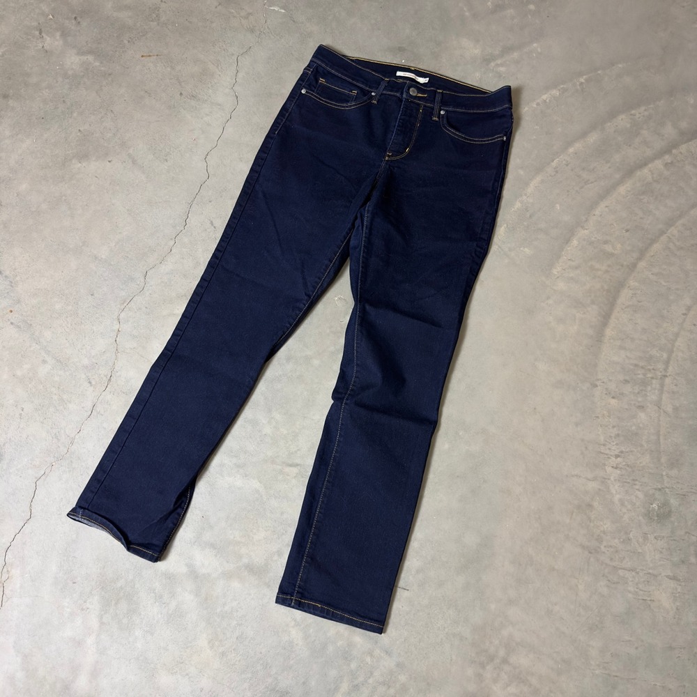 Levi's 312 Shaping Slim Jeans Womens 30 Dark Wash Indigo Denim Casual Mid Rise